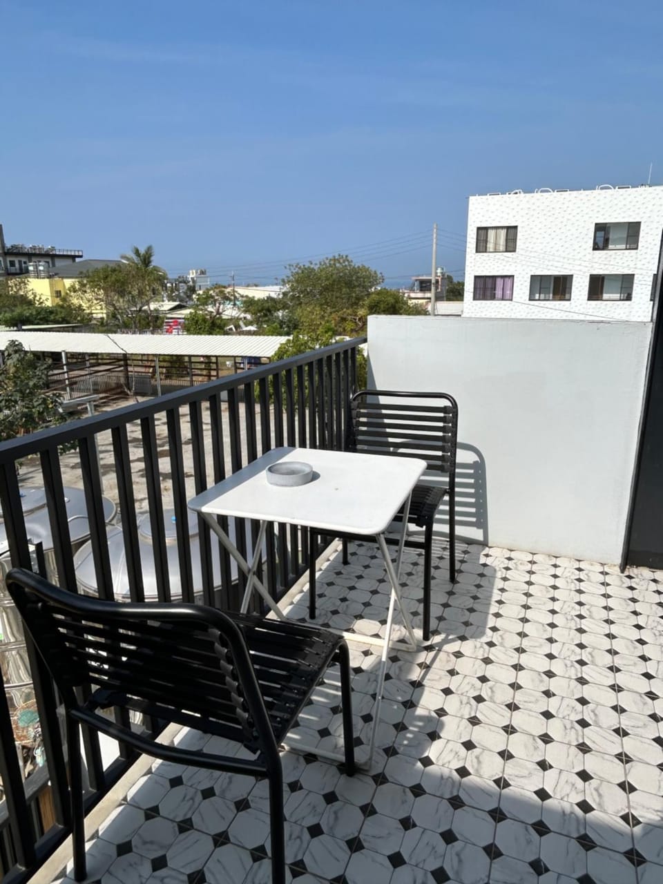 琉球鳥巢旅店 Bed and Breakfast in Kaohsiung