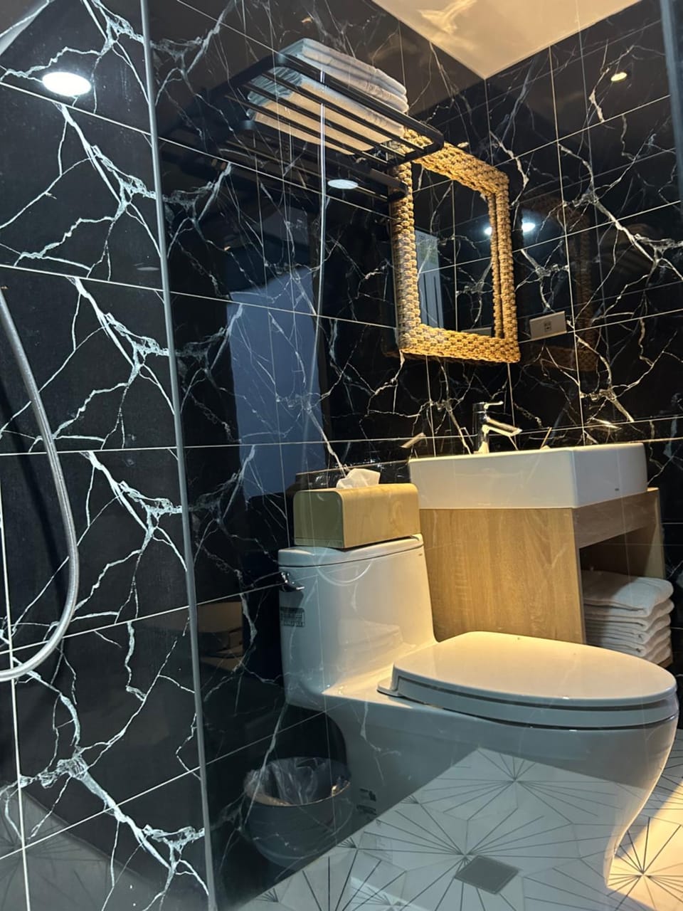 琉球鳥巢旅店 Bed and Breakfast in Kaohsiung