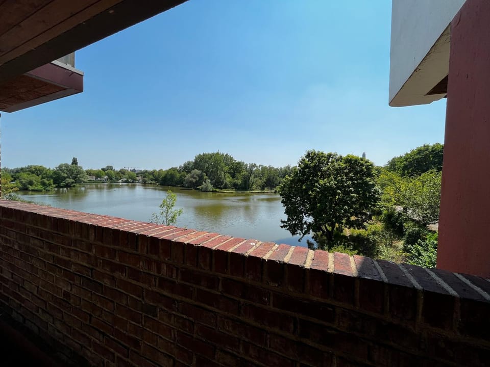 Day, Natural landscape, View (from property/room), Balcony/Terrace, Lake view, River view