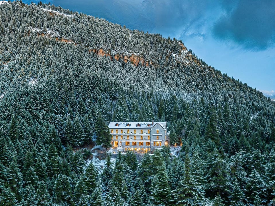 Property building, Natural landscape, Mountain view