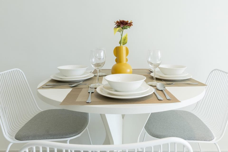 Seating area, Dining area