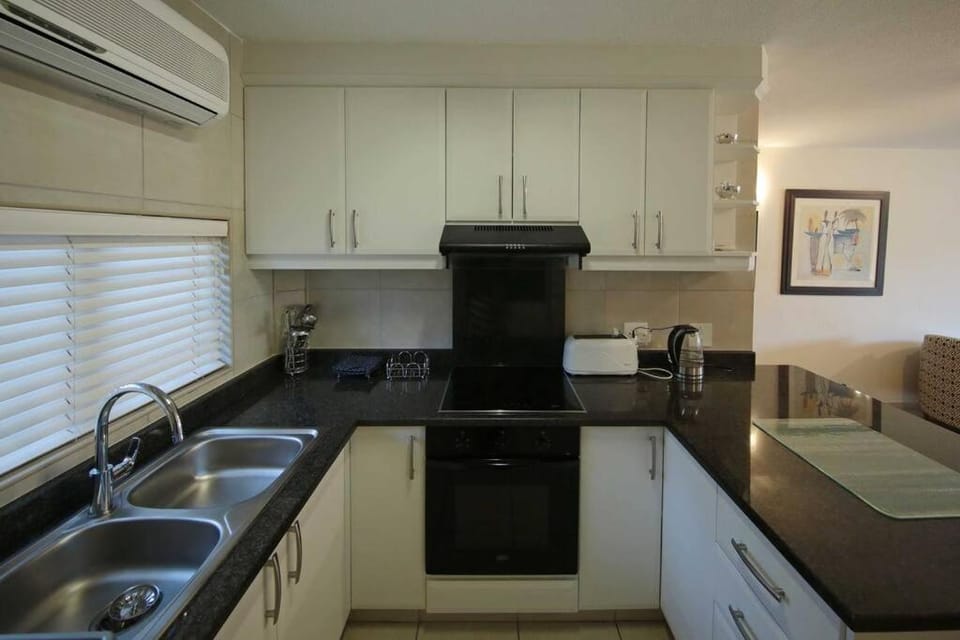 68 The Shades Umhlanga Durban Apartment in Umhlanga