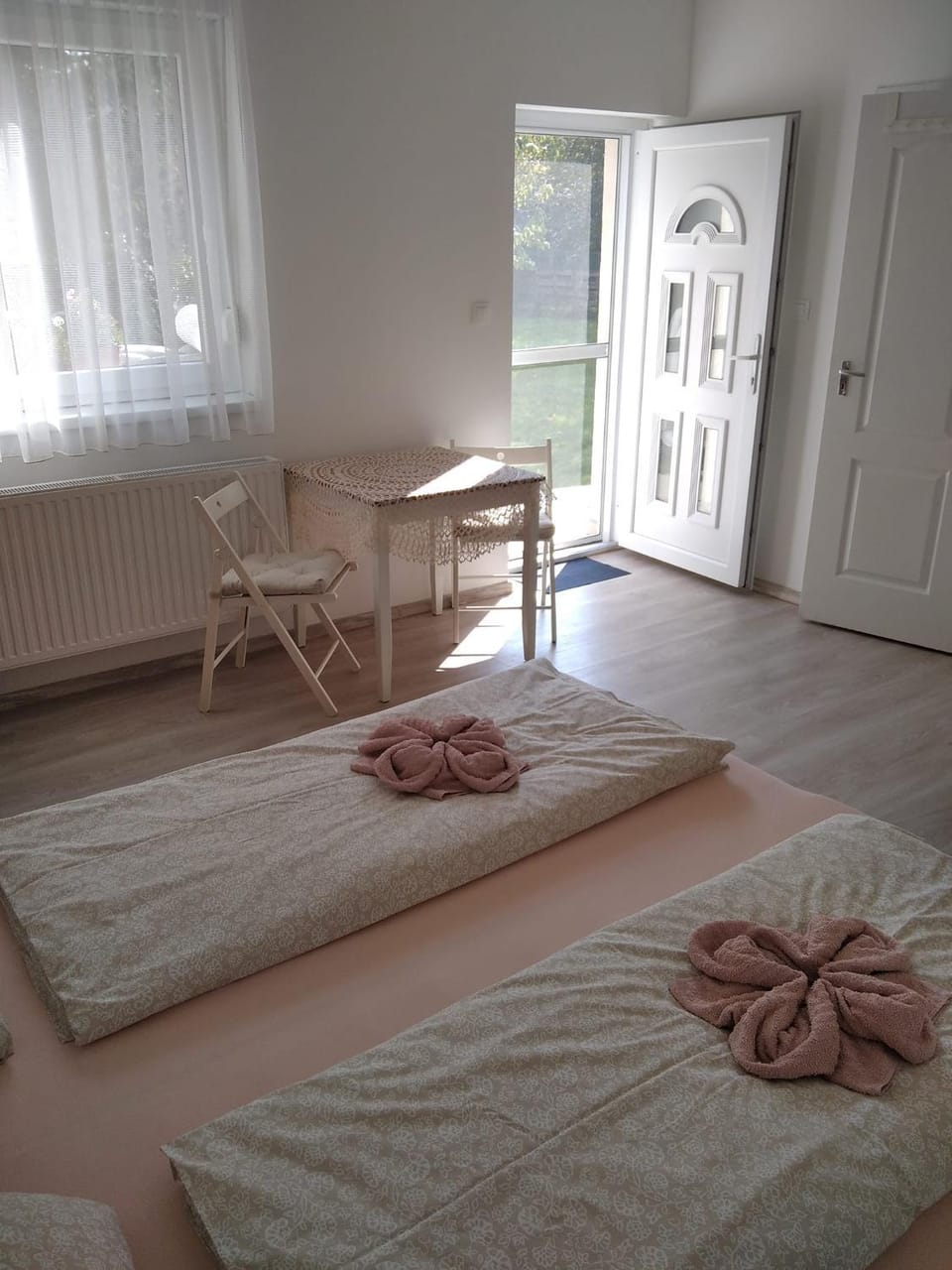 EszE Vendégszoba Apartment in Hungary