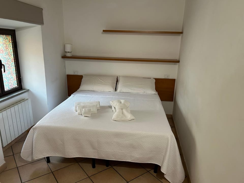 Francigena Viterbo Apartment con parcheggio gratuito a soli 2 minuti Apartment in Viterbo