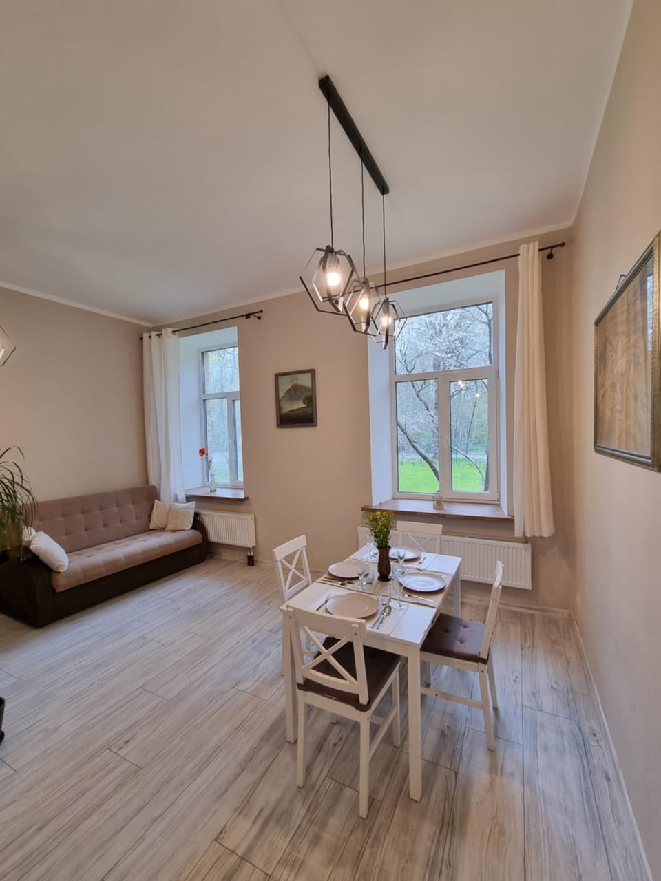 Living room, Seating area, Dining area