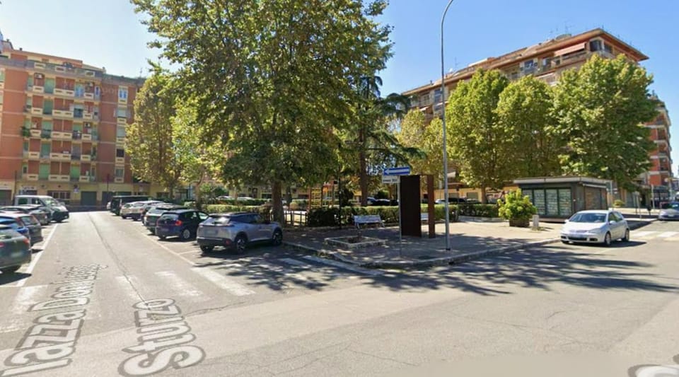 Property building, Neighbourhood