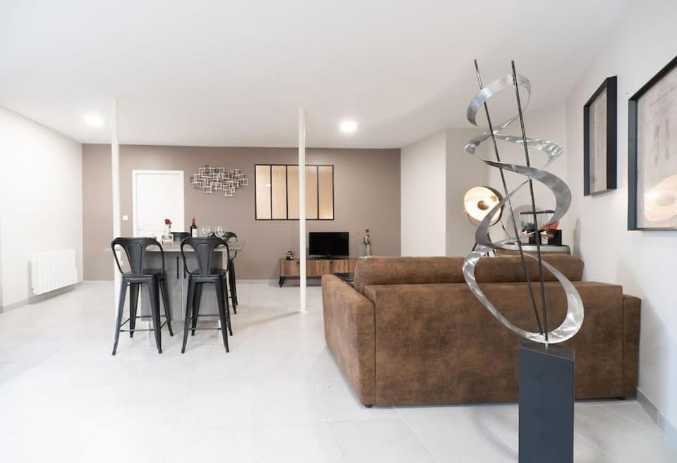 Appartement Spa - Jacuzzi privatif - Fer Rêver 63 Apartment in Thiers