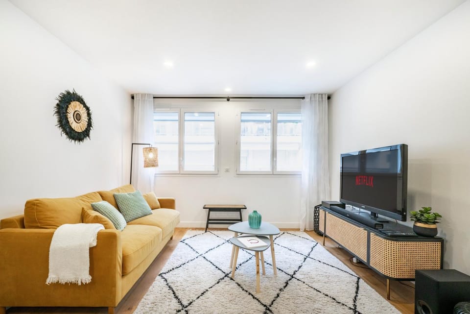 TV and multimedia, Living room