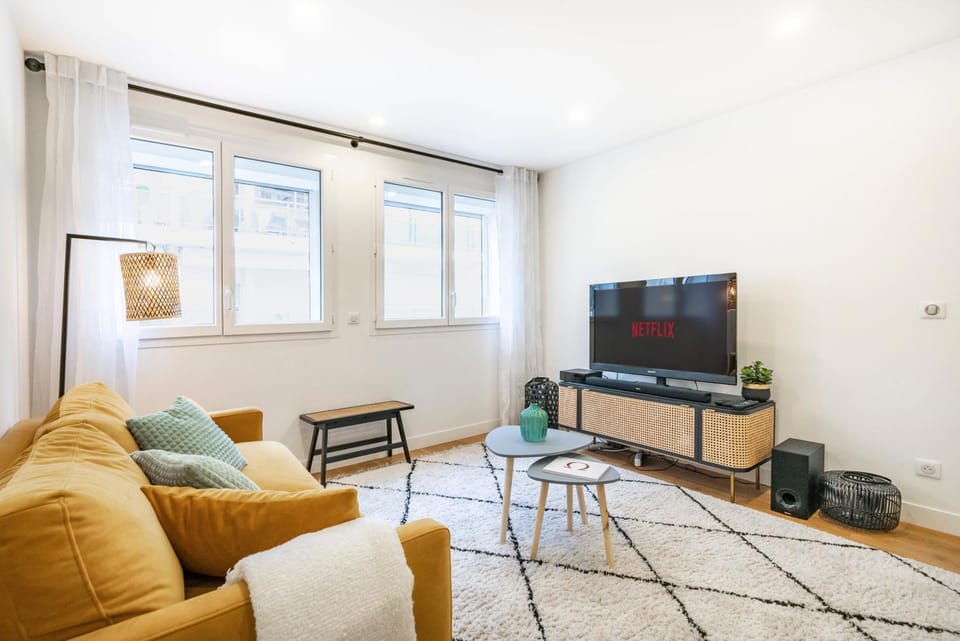 TV and multimedia, Living room