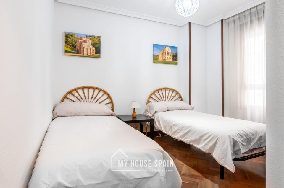 MyHouseSpain - Amplio apartamento en el centro de Oviedo Apartment in Oviedo