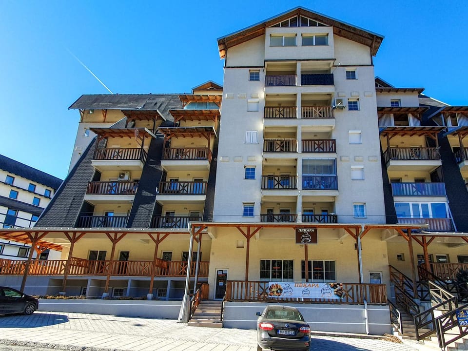 Property building, Property building