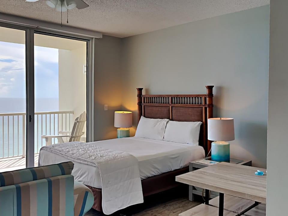 Bed, Balcony/Terrace, Bedroom, Sea view, furniture