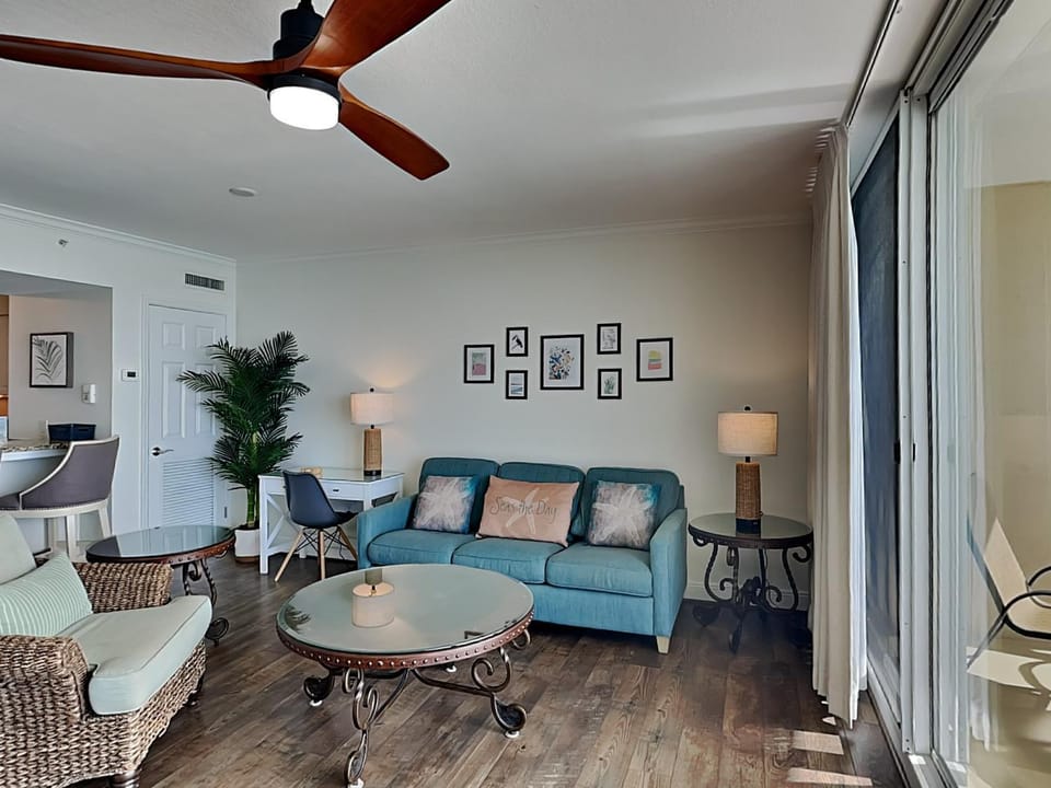 Living room, Seating area, furniture, air conditioner