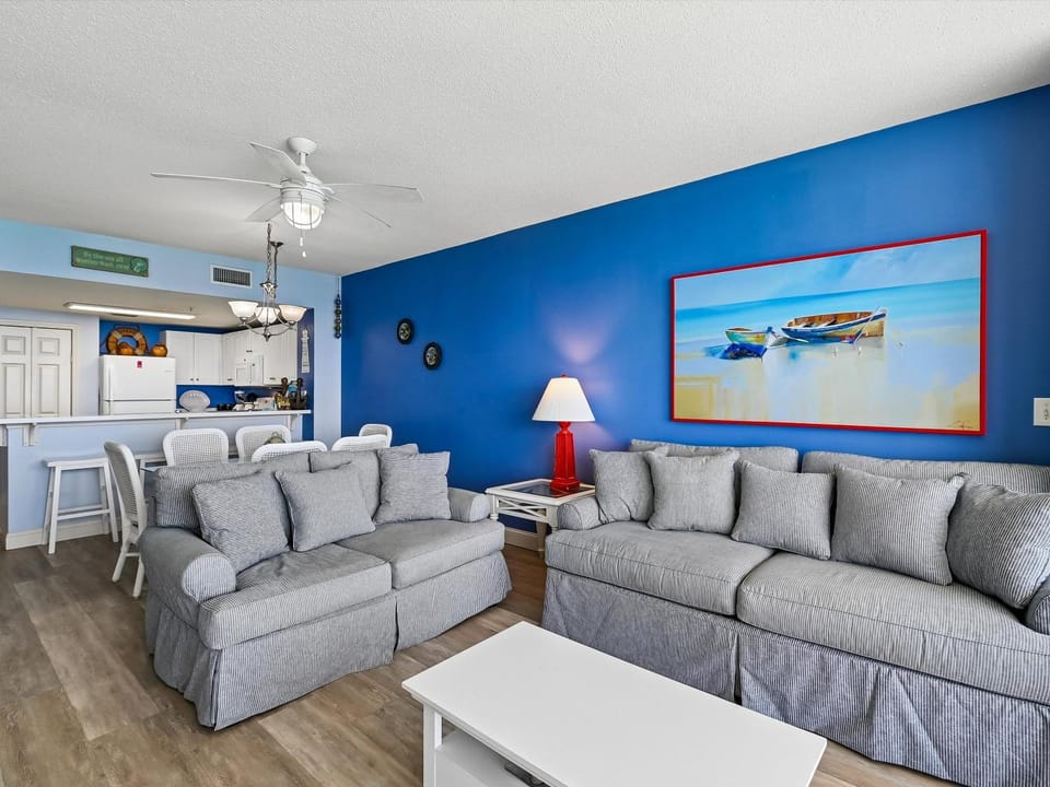 Kitchen or kitchenette, Living room, Seating area, furniture