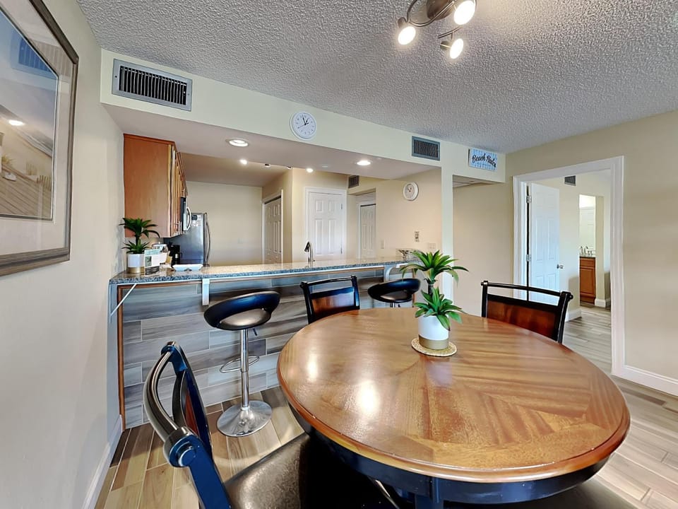 Edgewater Villa #902 House in Panama City Beach