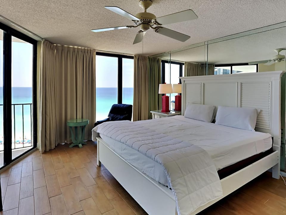 Bed, View (from property/room), Balcony/Terrace, Bedroom, Sea view, furniture, air conditioner