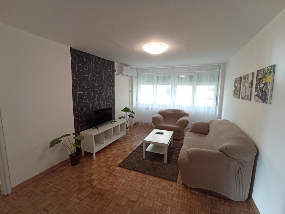 Apartment Fiesta Apartment in Belgrade