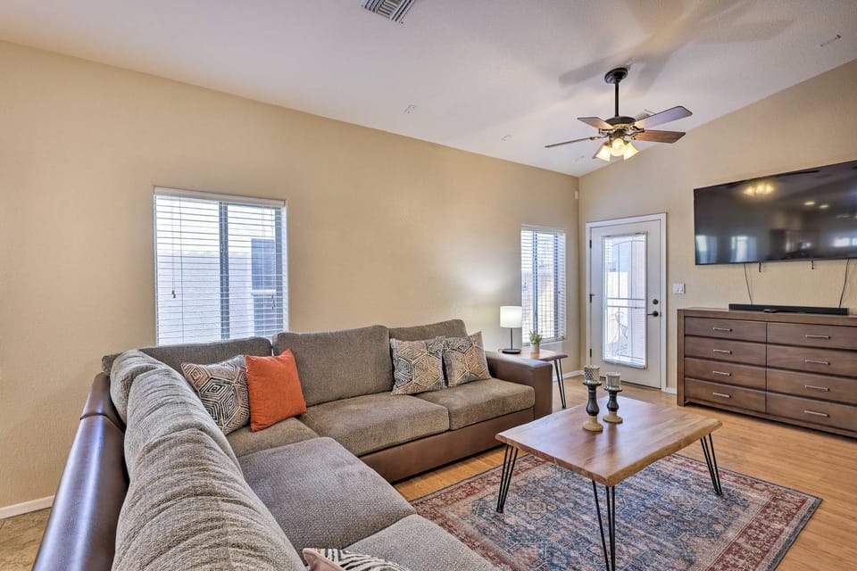 'Stonebridge River Home' in Gated Community! House in Bullhead City