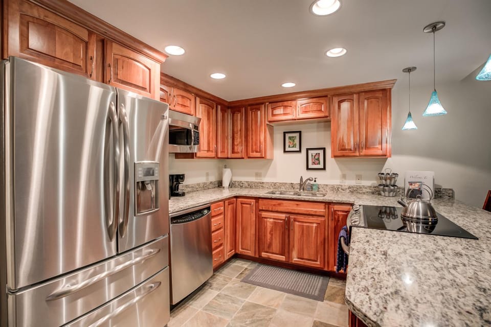Mountainside Pineview Condo: Cozy Frisco Retreat Apartment in Frisco