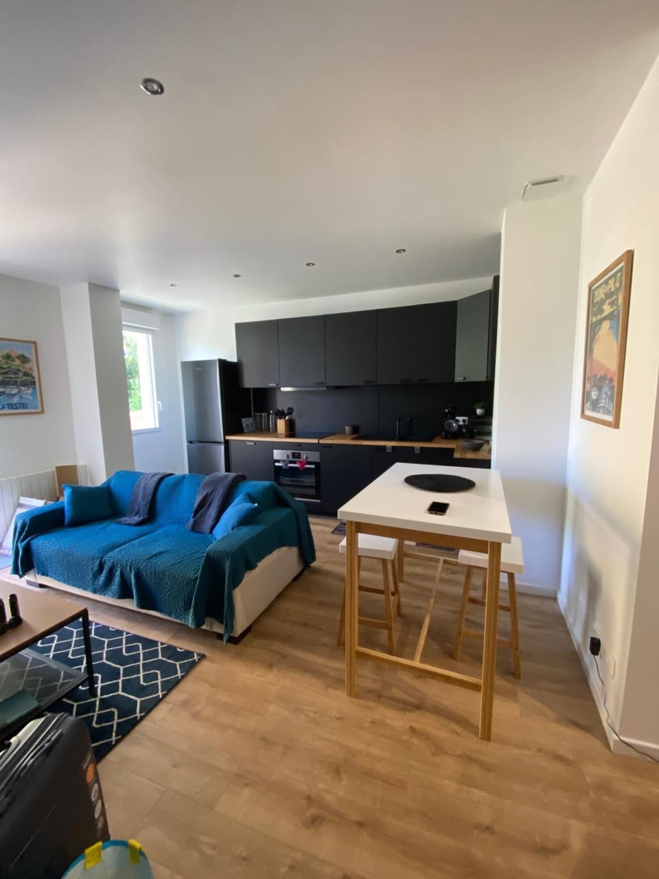 Living room, Dining area