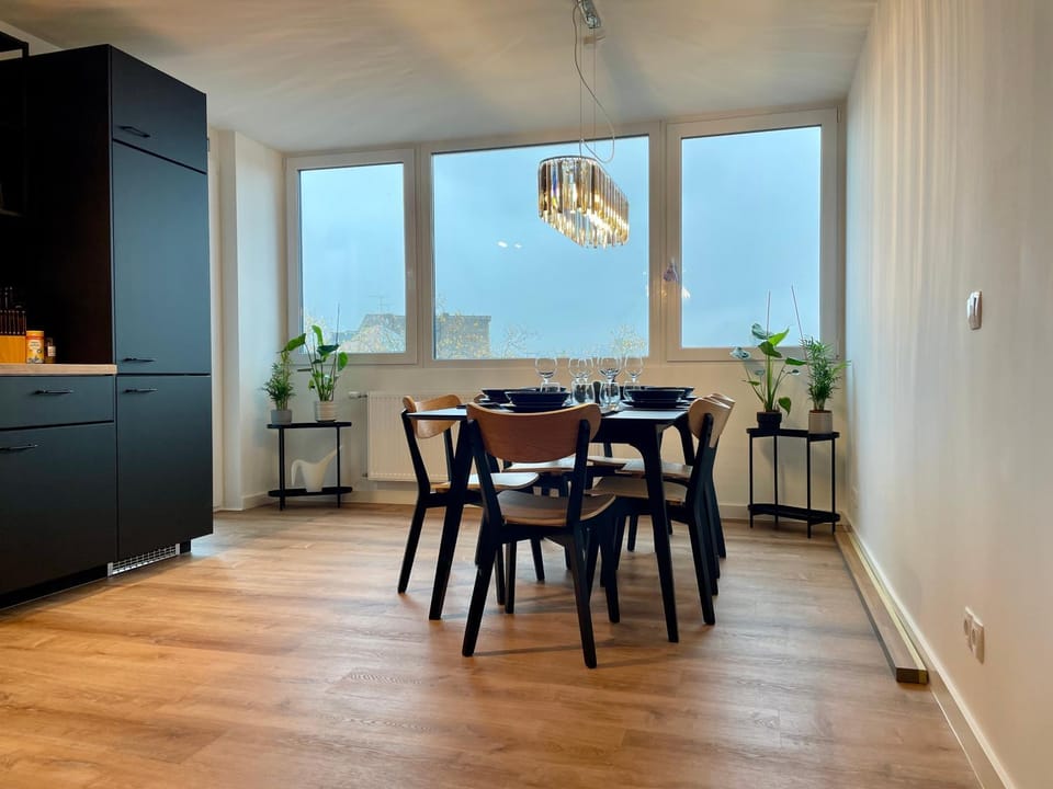 Living room, Dining area, kitchen