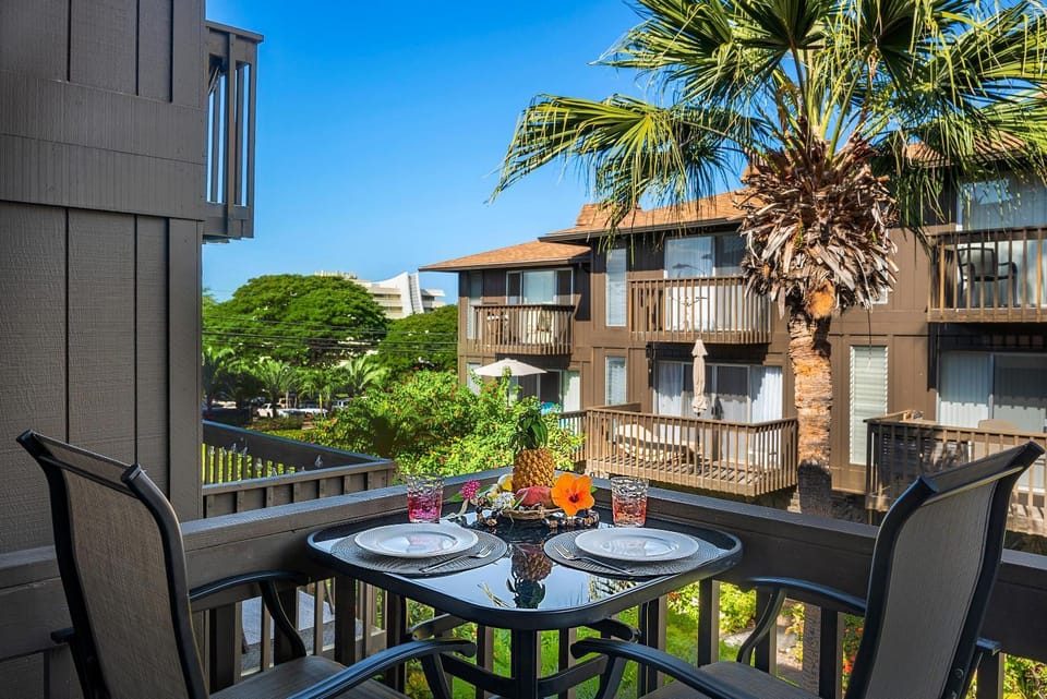 Malia Kai#18 House in Holualoa