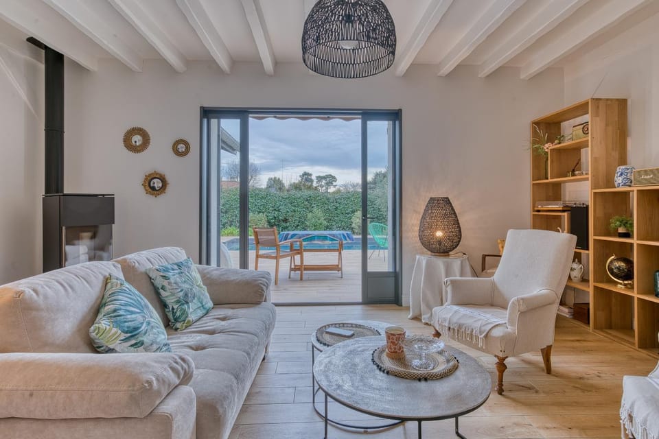 Property building, Living room