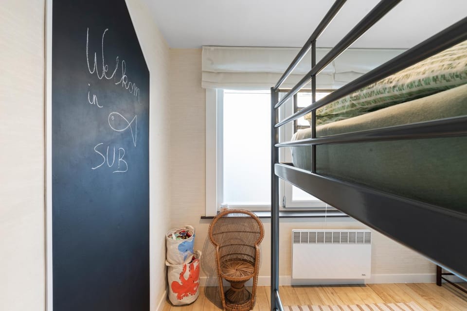 bunk bed