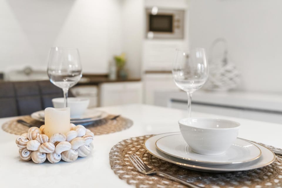 Food and drinks, Dining area