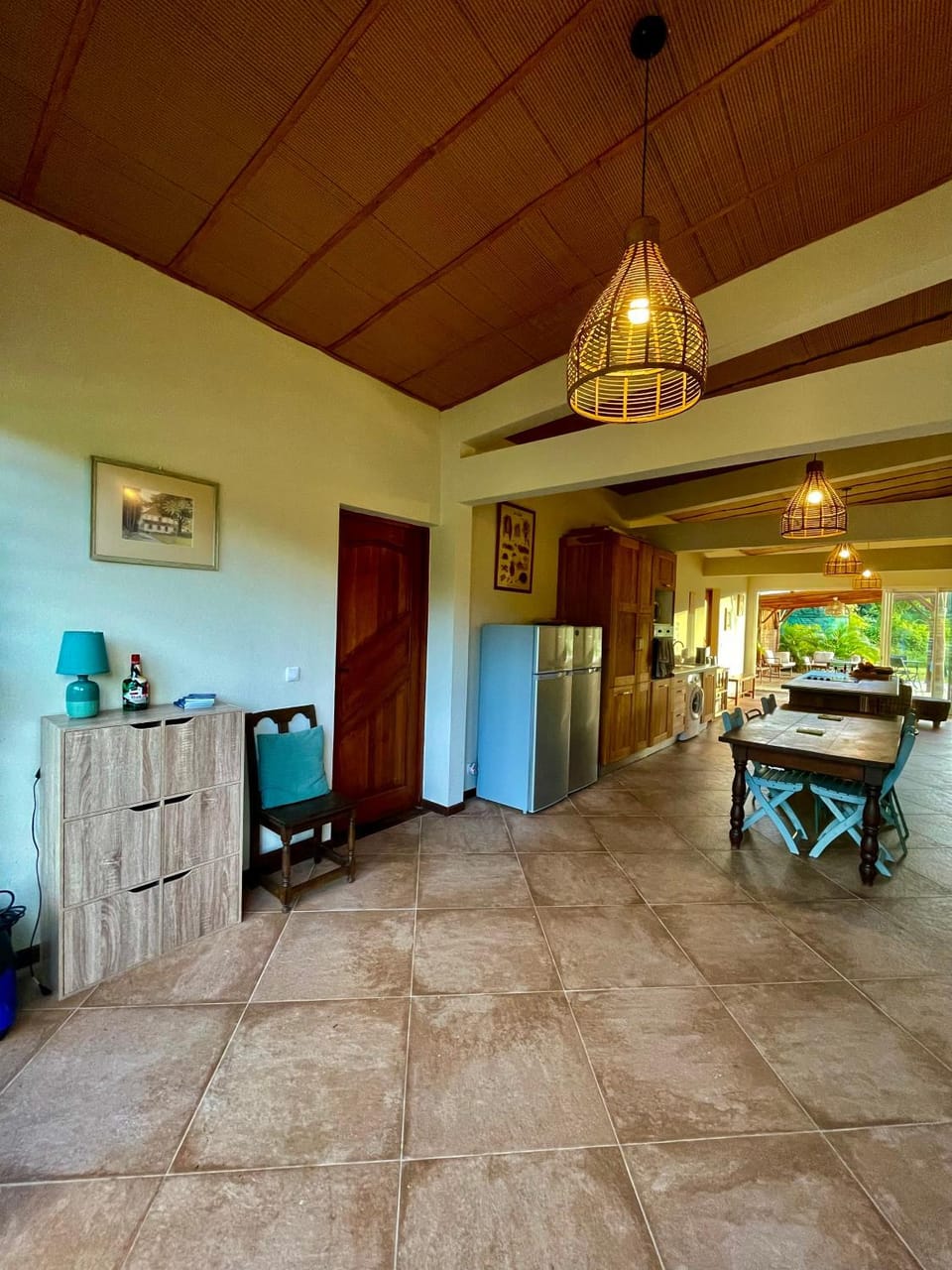 Property building, Dining area, Communal kitchen