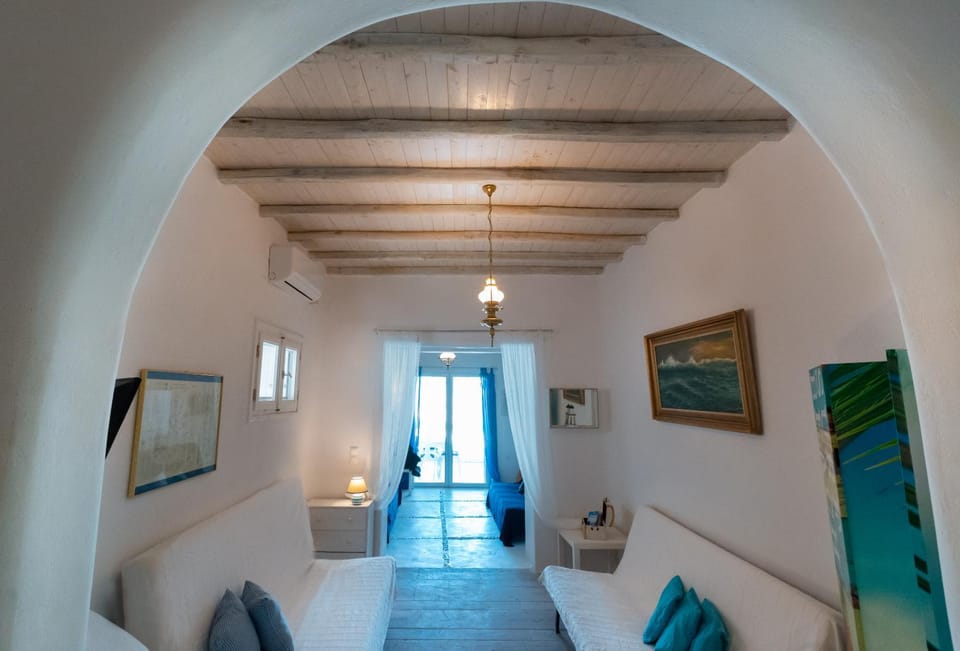 Admiralty House House in Mykonos, Mikonos 846 00, Greece
