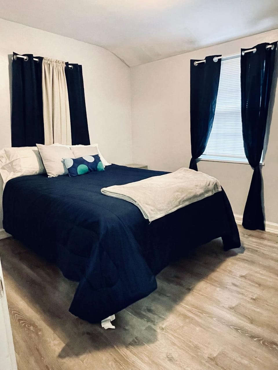 Renovated guest house Apartment in Hyattsville