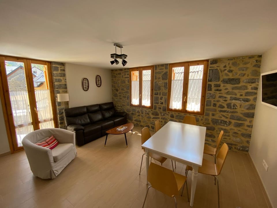 Apartamento Casa Francho 3 Apartment in Panticosa
