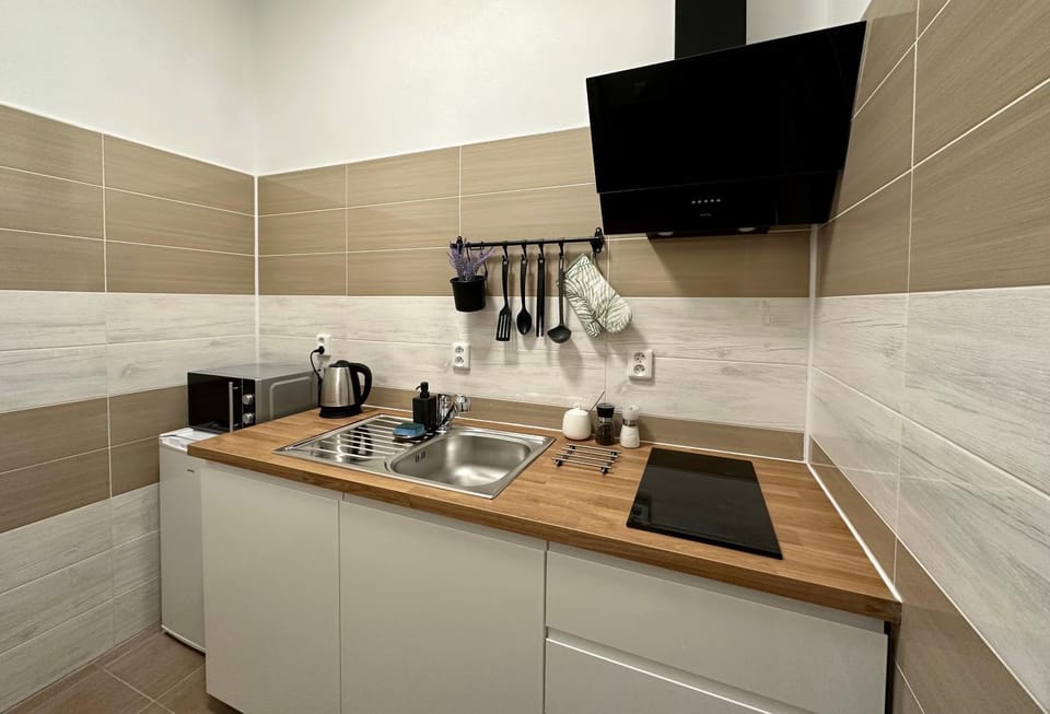 Coffee/tea facilities, Kitchen or kitchenette, minibar
