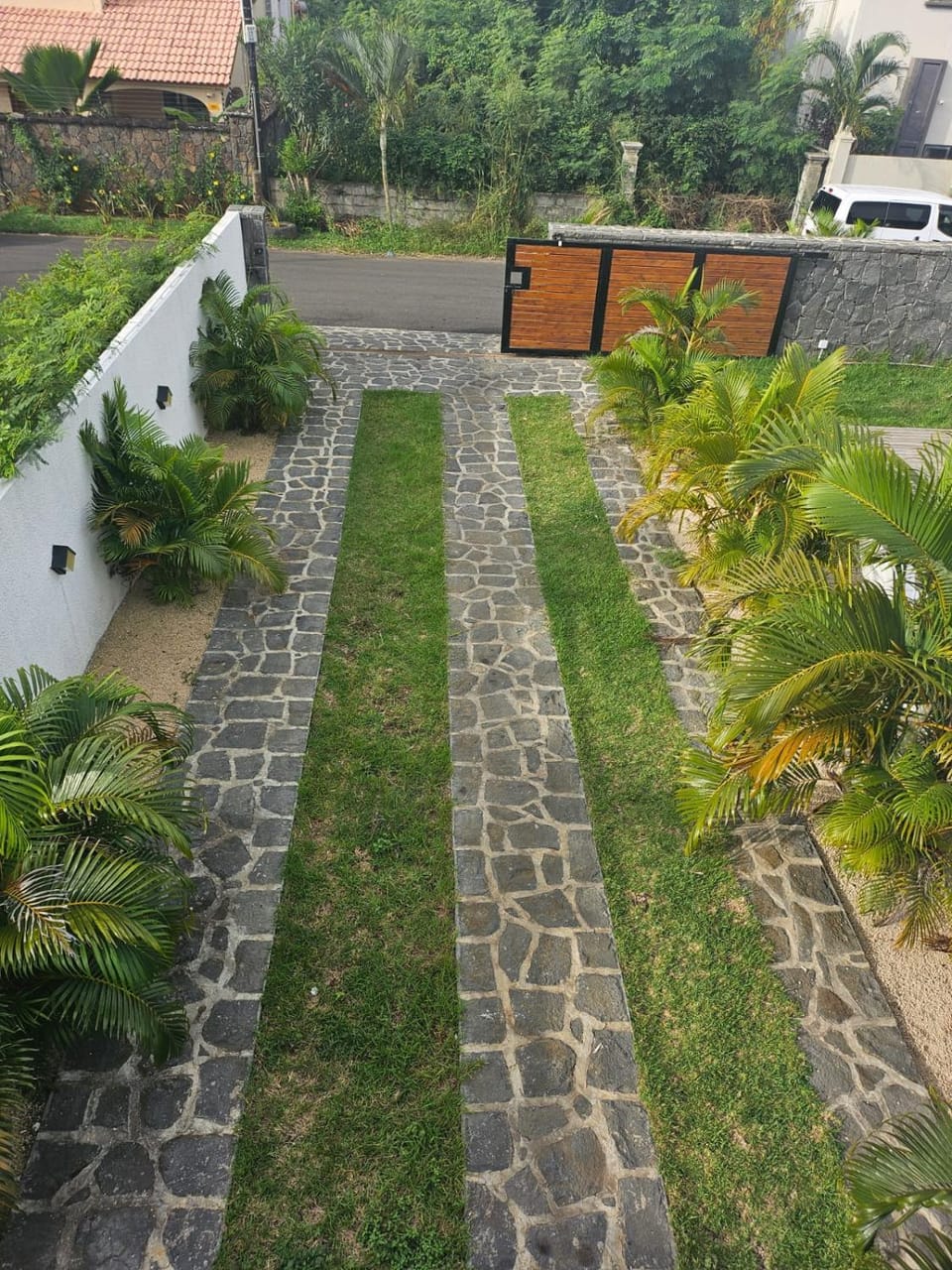 Natural landscape, Garden view, Street view