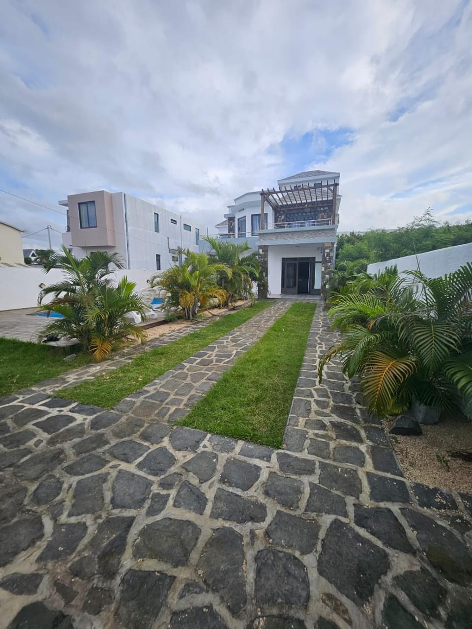 Property building, Garden, Garden view