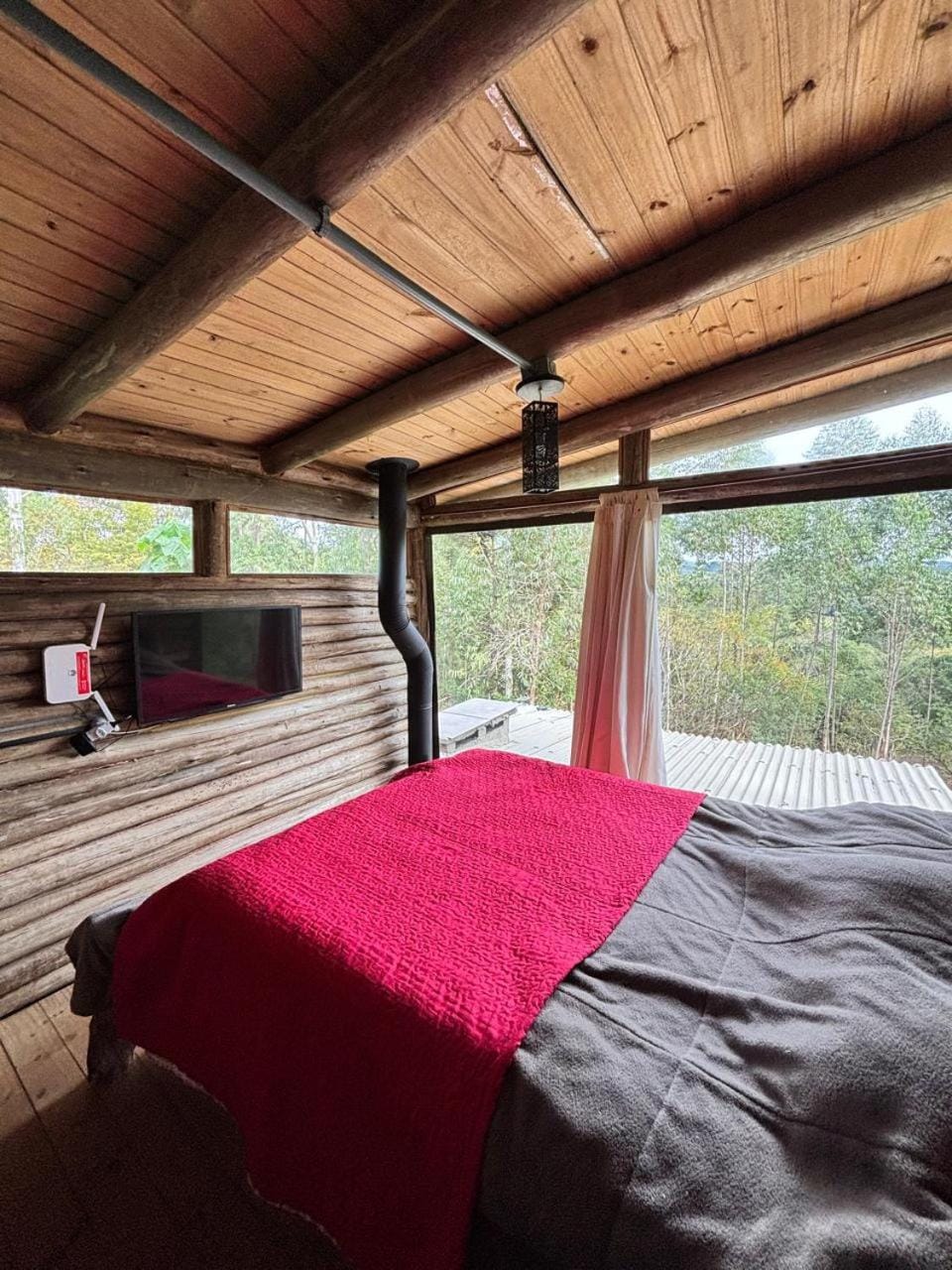 Cabana rustica logcabin com banheira aquecida Cabin in State of Rio Grande do Sul