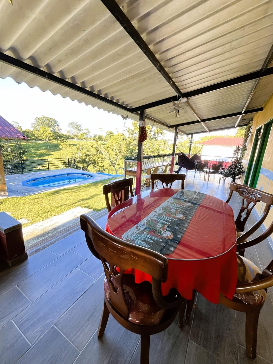 Dining area, Swimming pool