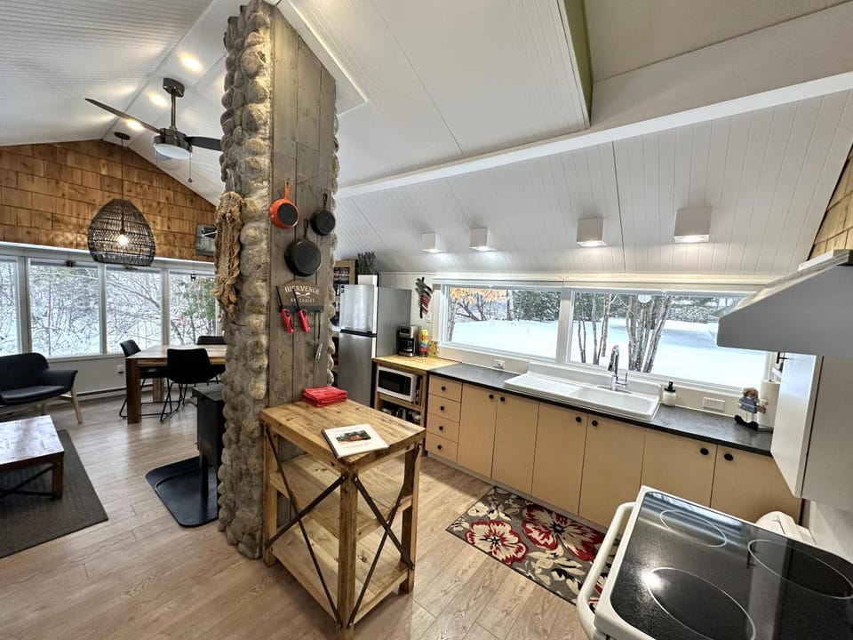 Le refuge de la petite rivière Chalet in Shawinigan