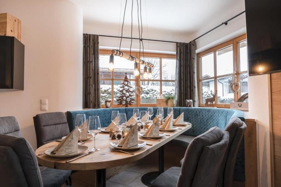 Ferienhaus Die 12 mit 4 Schlafzimmern in Garmisch House in Garmisch-Partenkirchen