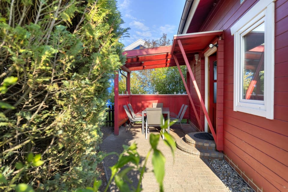 Property building, Balcony/Terrace