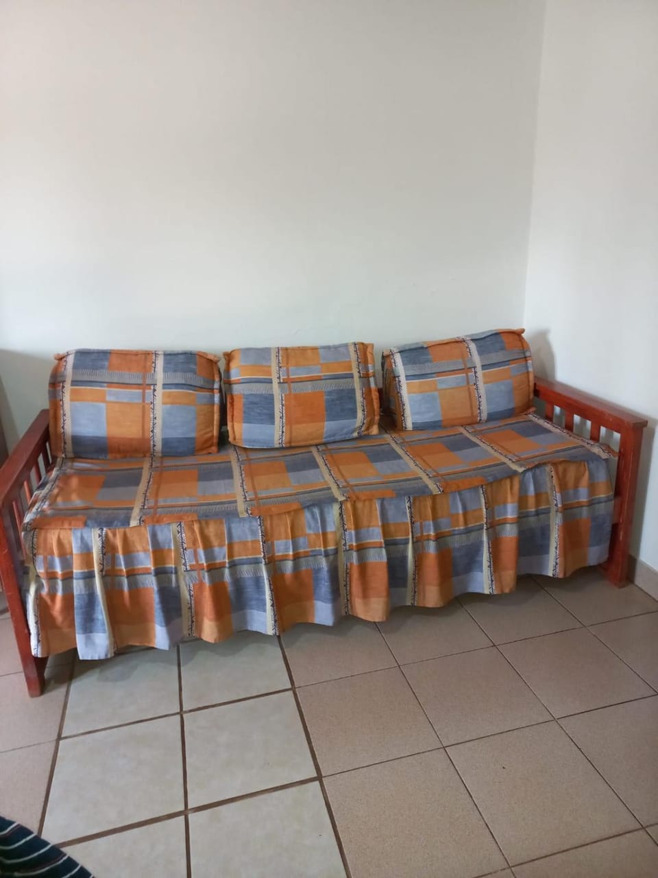 Property building, Bed