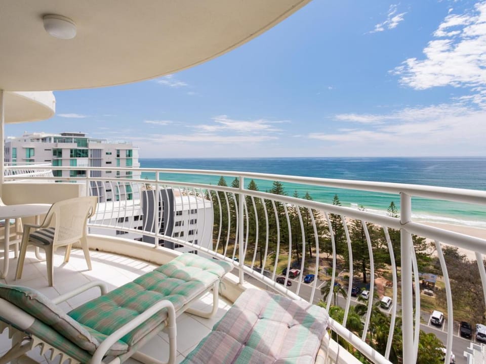 2nd Avenue Apartments - Hosted by Burleigh Letting Apartment in Burleigh Heads