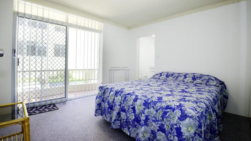 Paradise Court 1 Apartment in Tuncurry