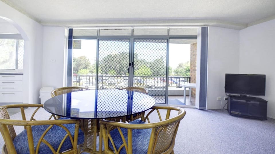 Paradise Court 1 Apartment in Tuncurry