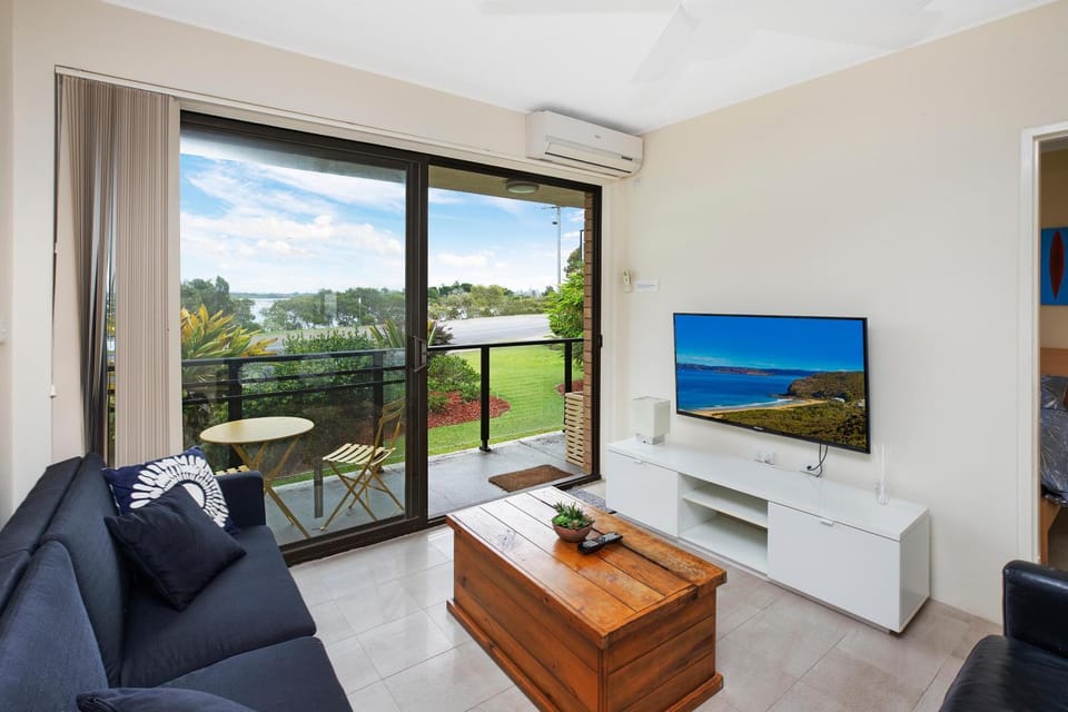 Wallis View 3 Apartment in Forster