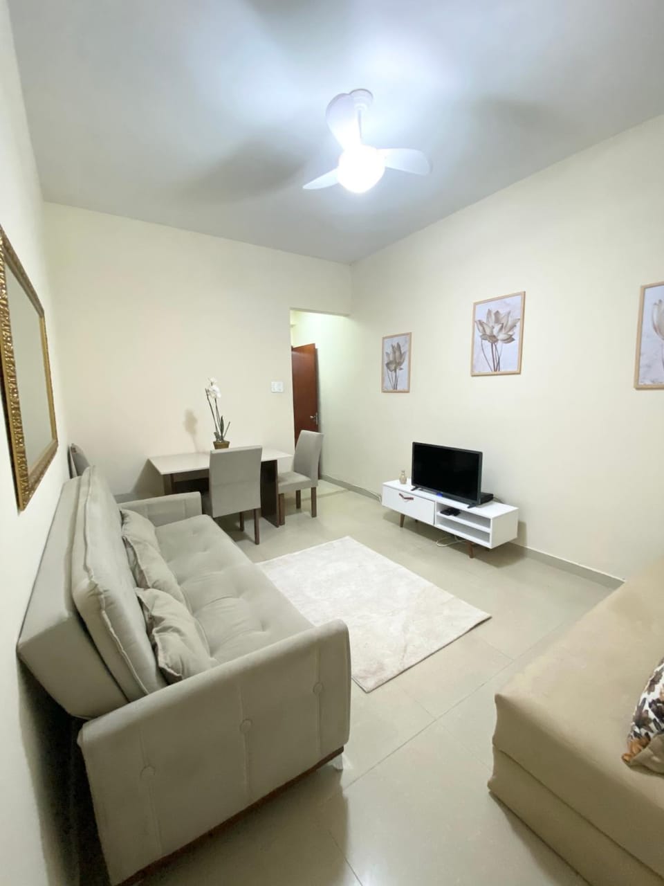 Apartamento quadra da praia de Copacabana Apartment in Rio de Janeiro