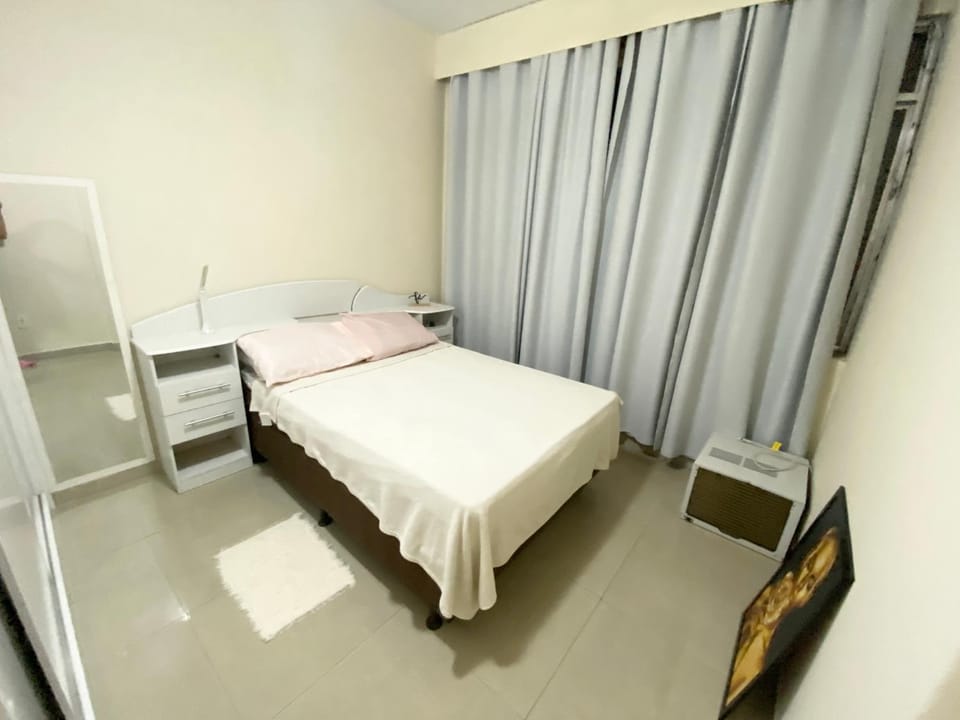 Apartamento quadra da praia de Copacabana Apartment in Rio de Janeiro
