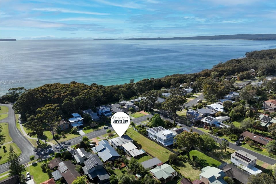 Lilli Pilli House by Experience Jervis Bay House in Vincentia