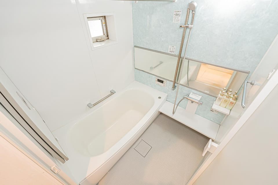 SkyTreeStayHotel2鐘ヶ淵駅から徒歩4分天井からskytreeが見えます Hotel in Chiba Prefecture